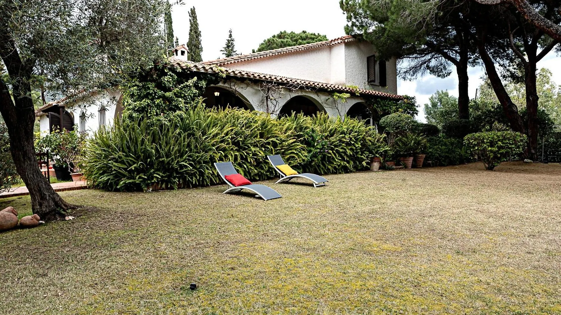 Villa Meaculpa - A Pochi Passi Dal Mare Is Morus
